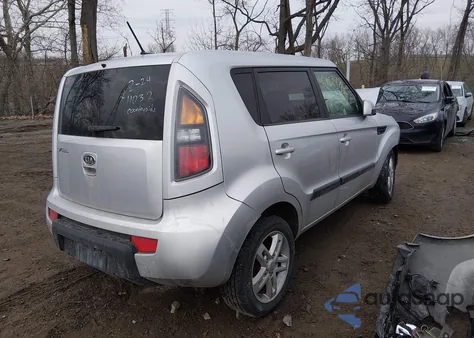 2011 Kia Soul + из США, поврежденный, VIN KNDJT2A26B7300577